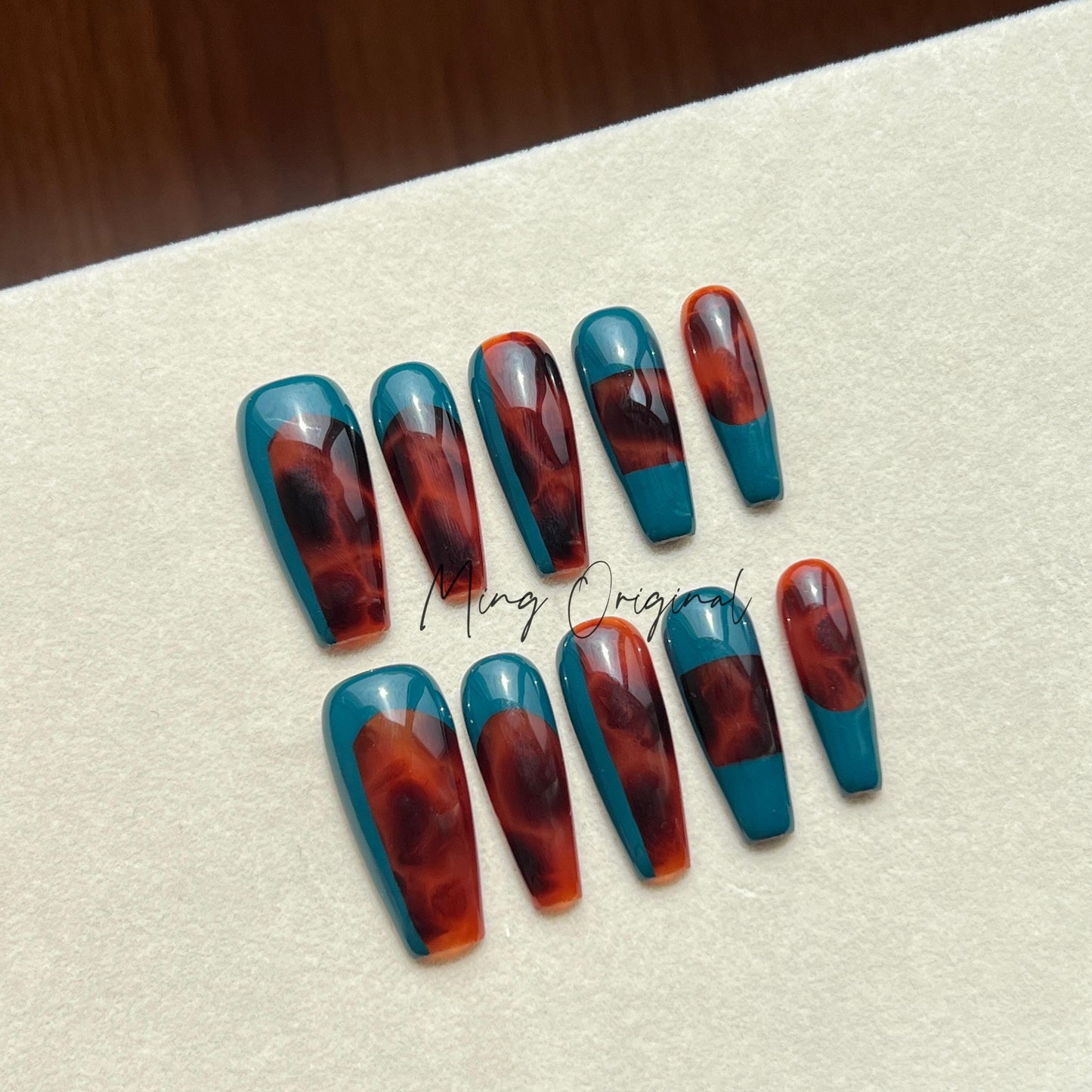 Tortoise Shell Amber water blooming Press on Nails, Blue Abstract handmade Nails, Jelly hand painted nail, fall winter nail