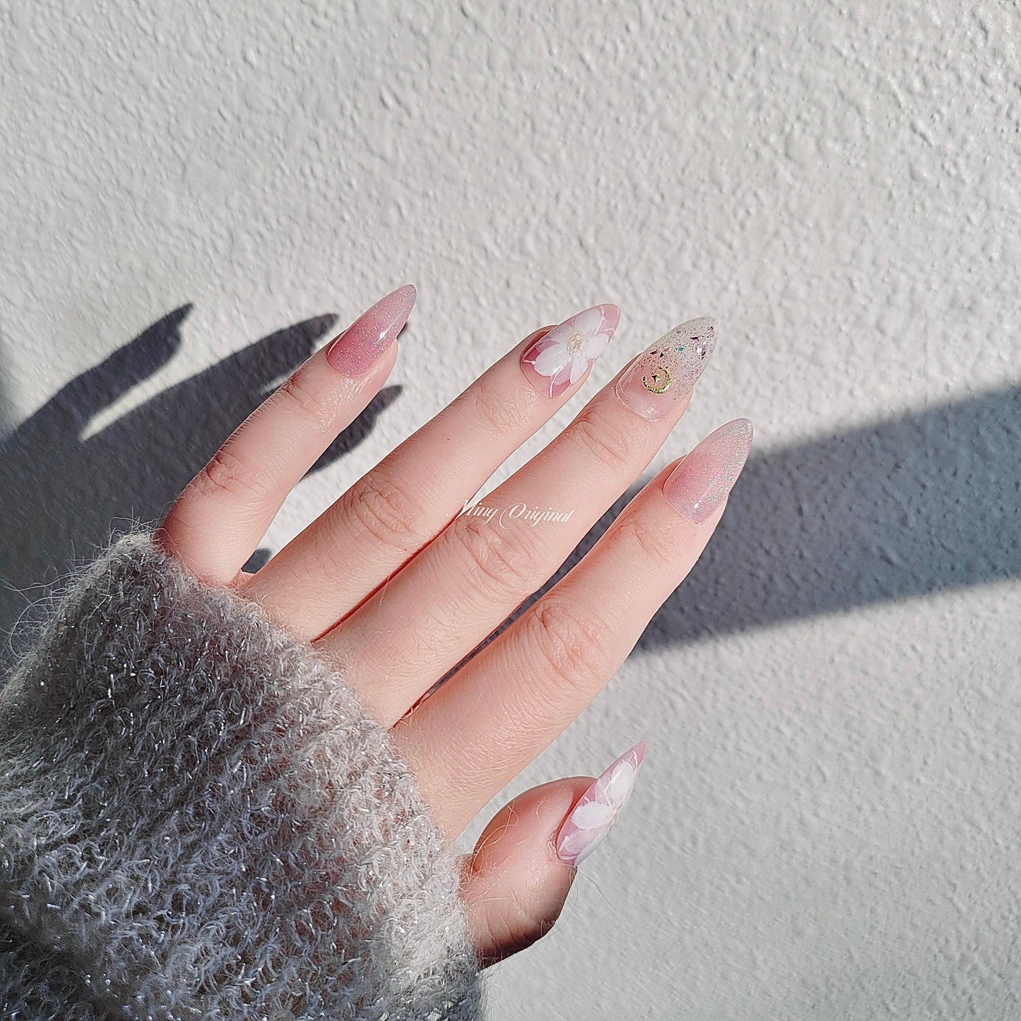 Reusable white flower art nail, holographic cat eye press on Nails, ombre glitter, Nail Artist faux nail, Handmade Gel Nail, pink jelly Nail