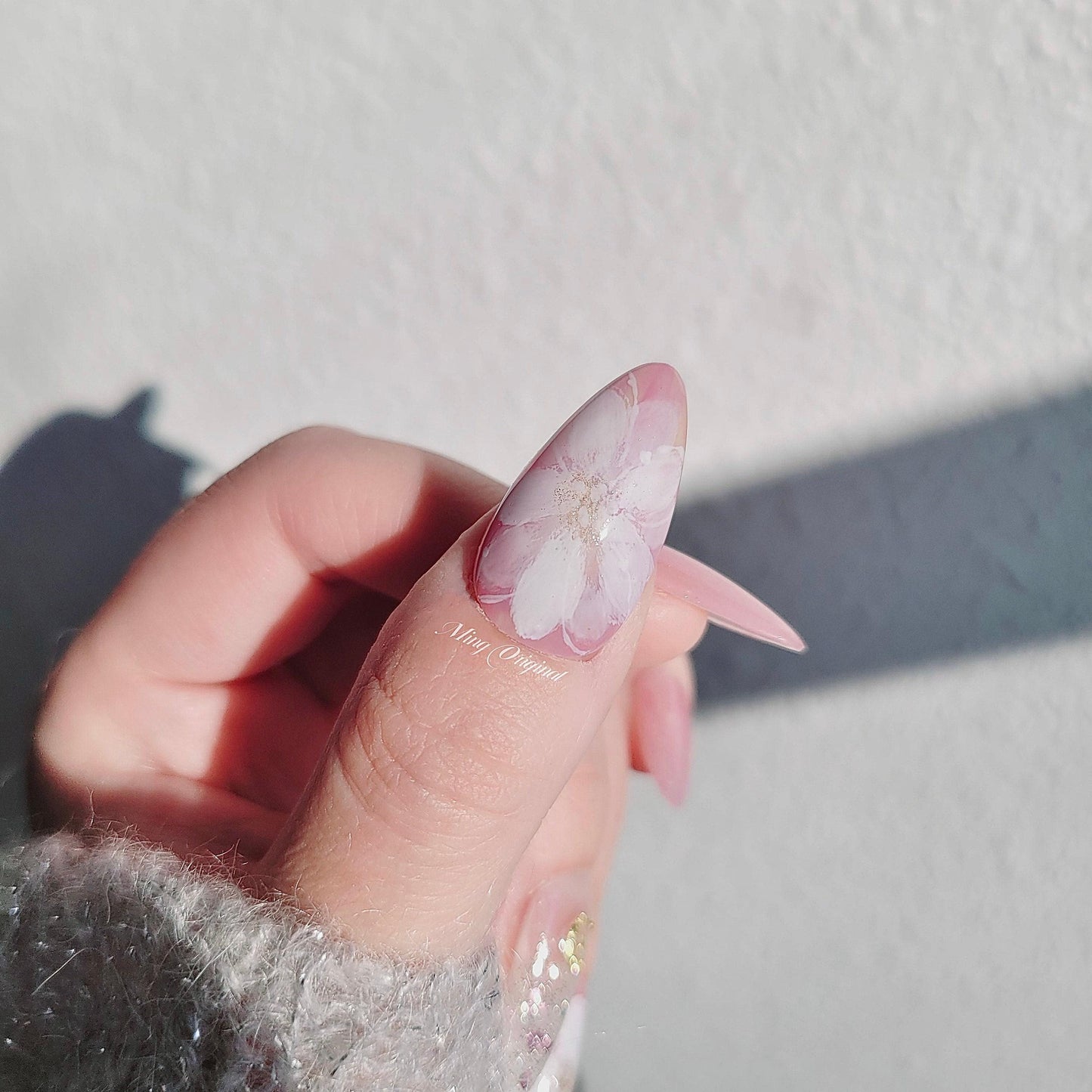 Reusable white flower art nail, holographic cat eye press on Nails, ombre glitter, Nail Artist faux nail, Handmade Gel Nail, pink jelly Nail