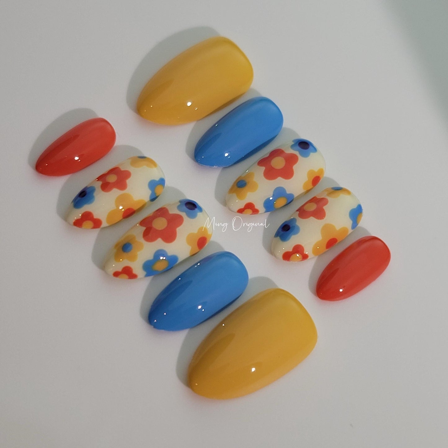 Vintage style little flower press on Nail, orange yellow blue flower glue on nail, Holiday Fake Nails, Christmas Gifts for Her, MO371