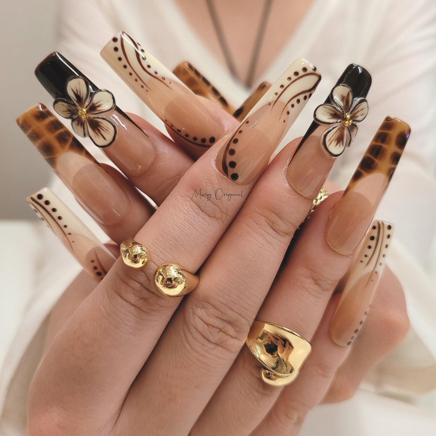 Autumn flower Press on Nails, croc skin nail, animal print French tip minimalist winter nail,gift for her,MO376