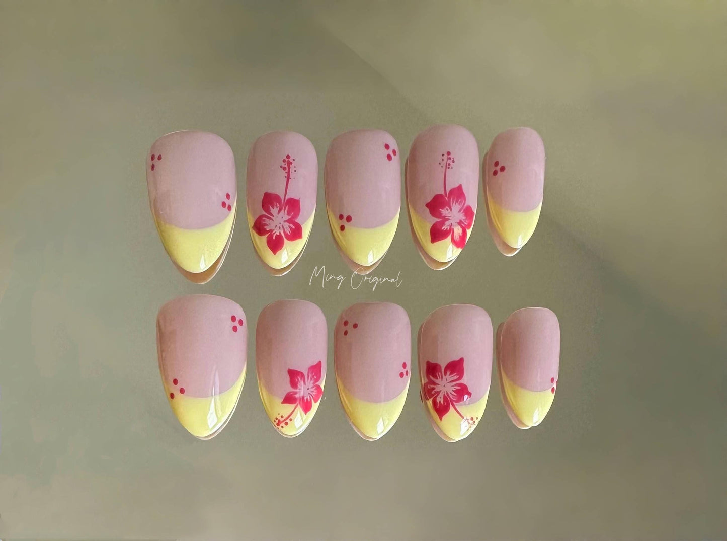 Yellow French tip Flower press on nails, Floral Nail, fake nail, false nail, gift for her