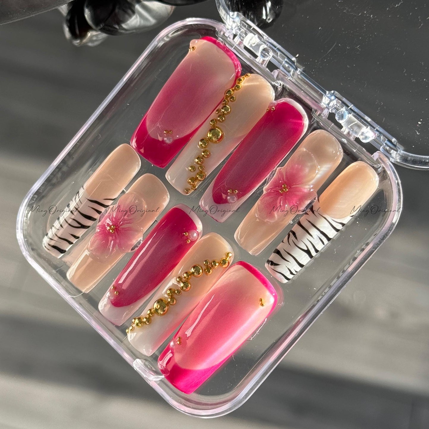 3D Pink Ombre Flower Zebra Print Gradient Fade Pink Press on Nails, Gold Decor Baby BoomerFake nails, Jelly Nails, gift for her, MO499