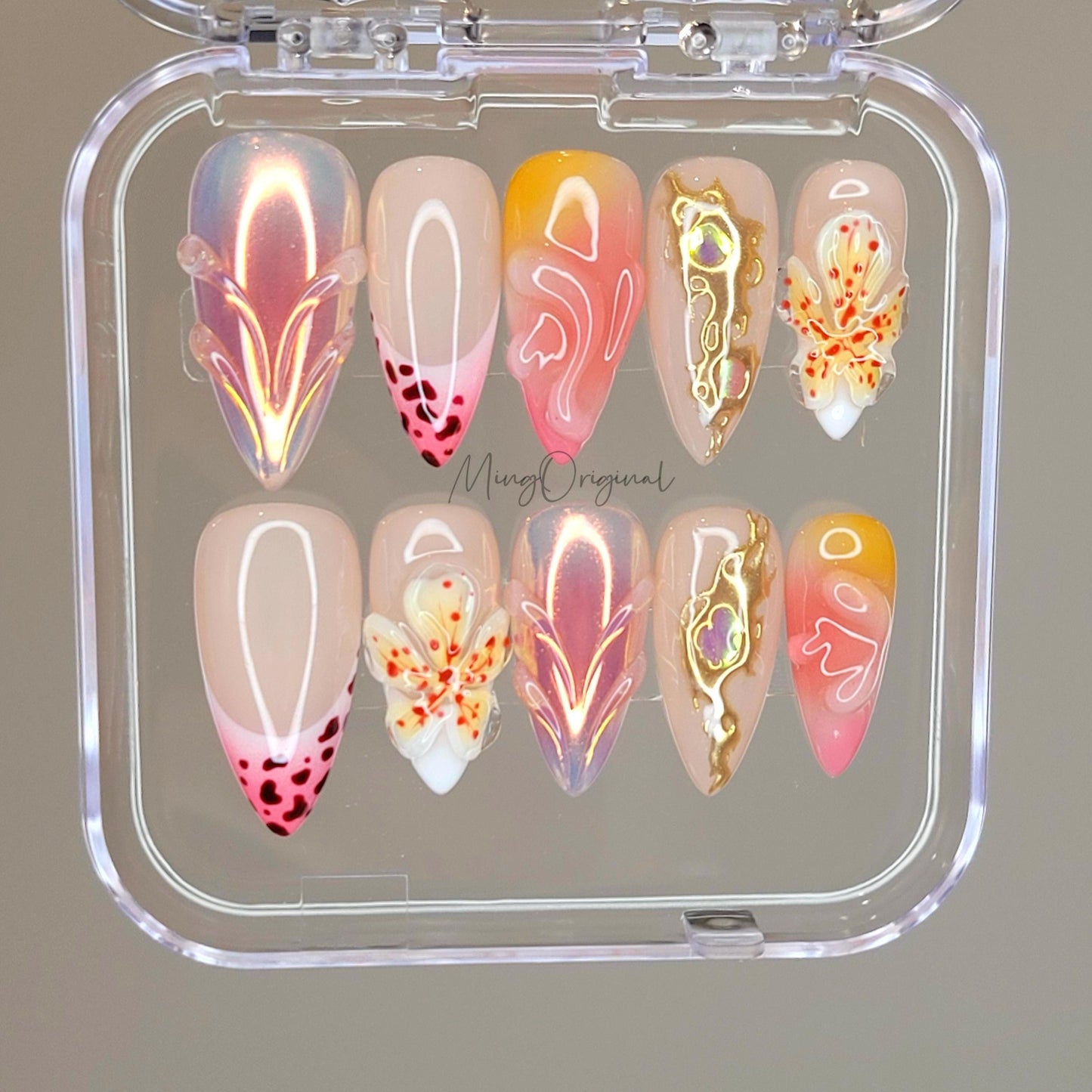 Sunkissed Orchid Press On Nails, Handmade 3D Floral Nails, Soft Pink Chrome Nails with Gold Accents, Elegant Summer gift for her, MO470