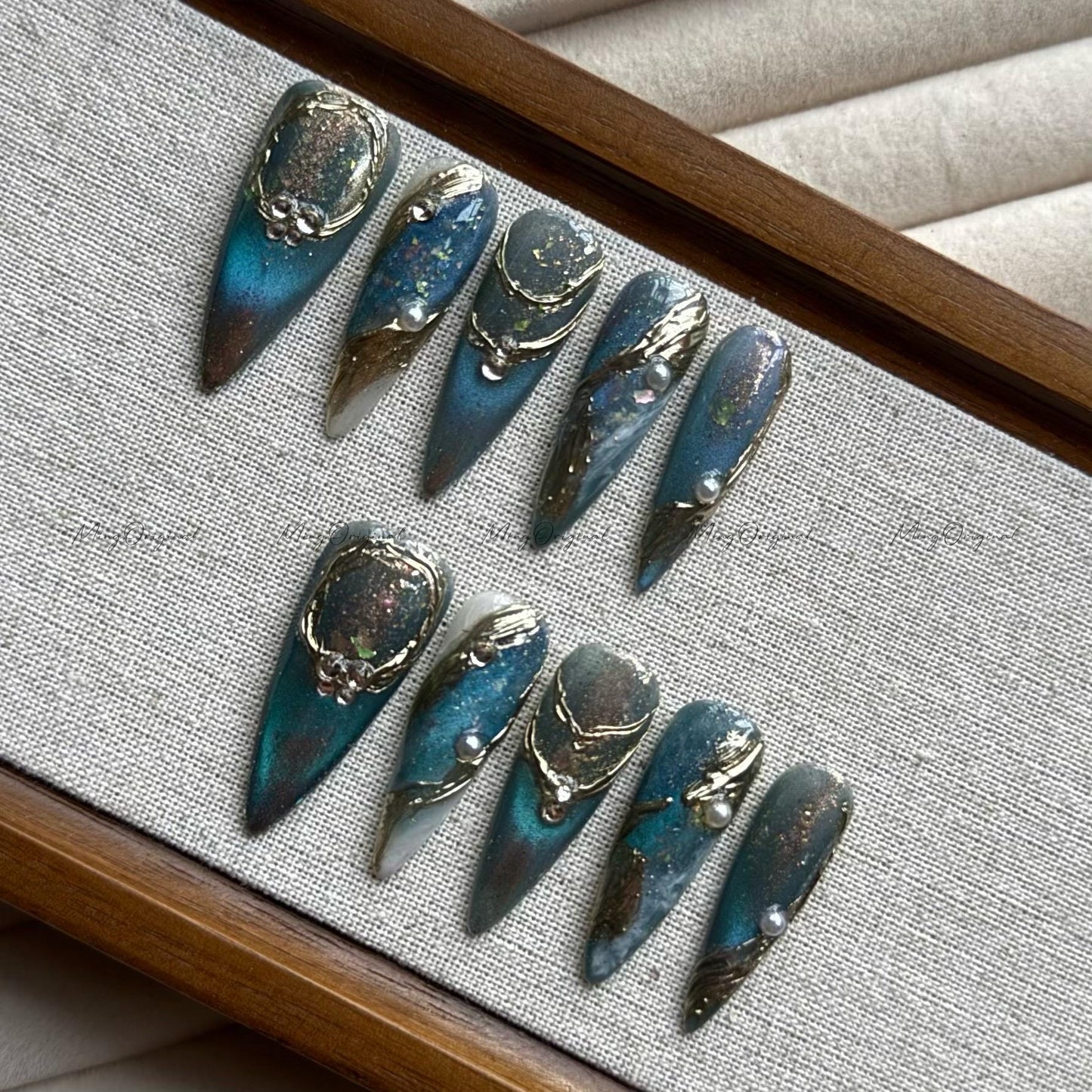 Midnight Tide cat eye color shifting mystery galaxy press on nails, gold chrome accents, cosmic shimmer design,deep universe aesthetic,MO521