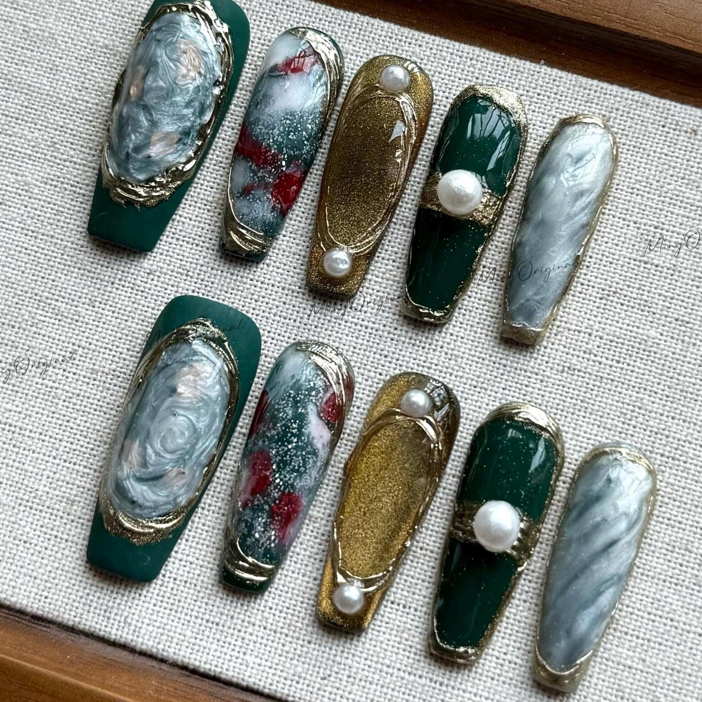 Emerald Muse deep green blooming press on nails, marble and gold, pearl accent, moody glam design, rich forest tones, Gifts for Her, MO517