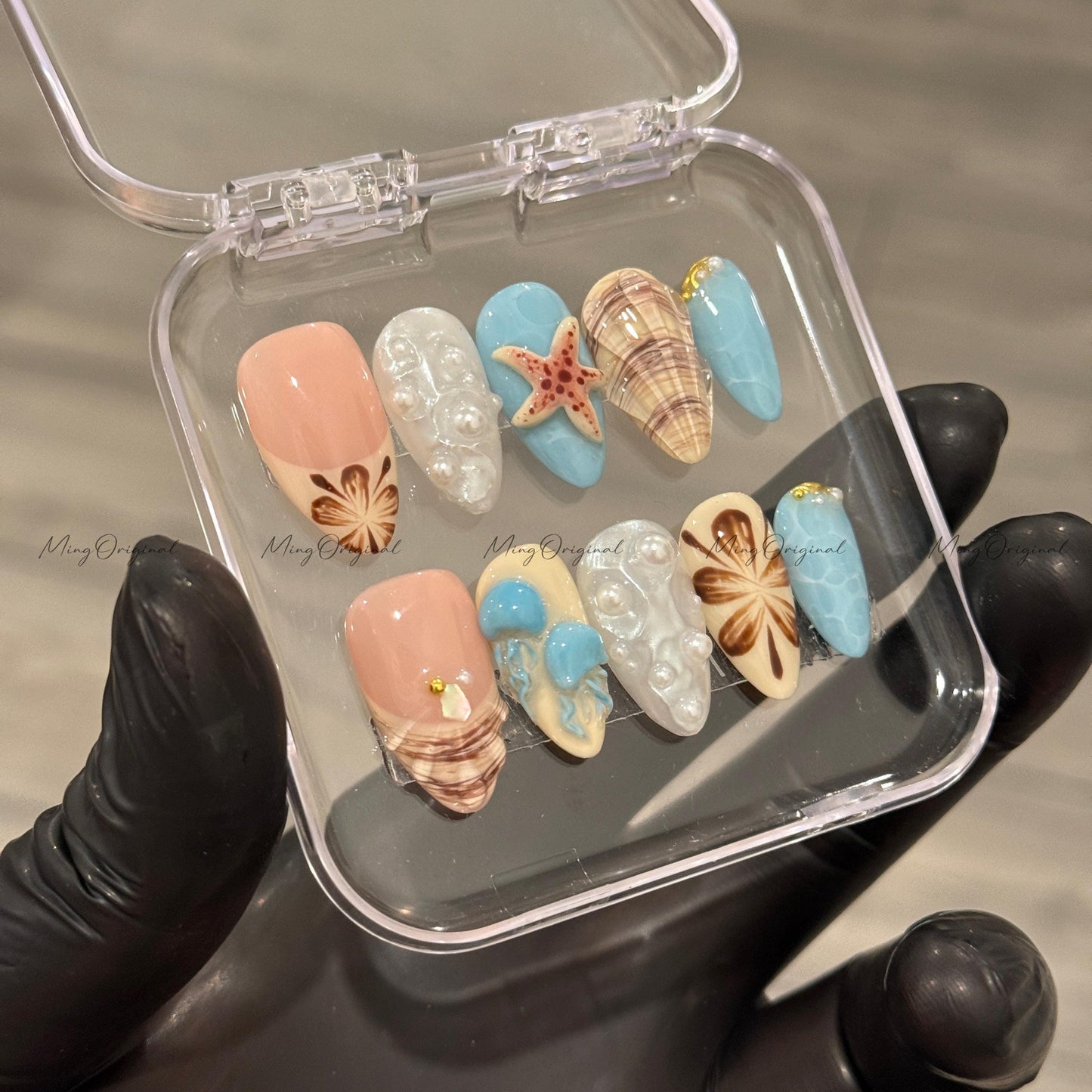 Sandy Shores beach theme press on nails, seashell and starfish, blue ocean pearl jellyfish coastal summer tropical vacation nails, MO520