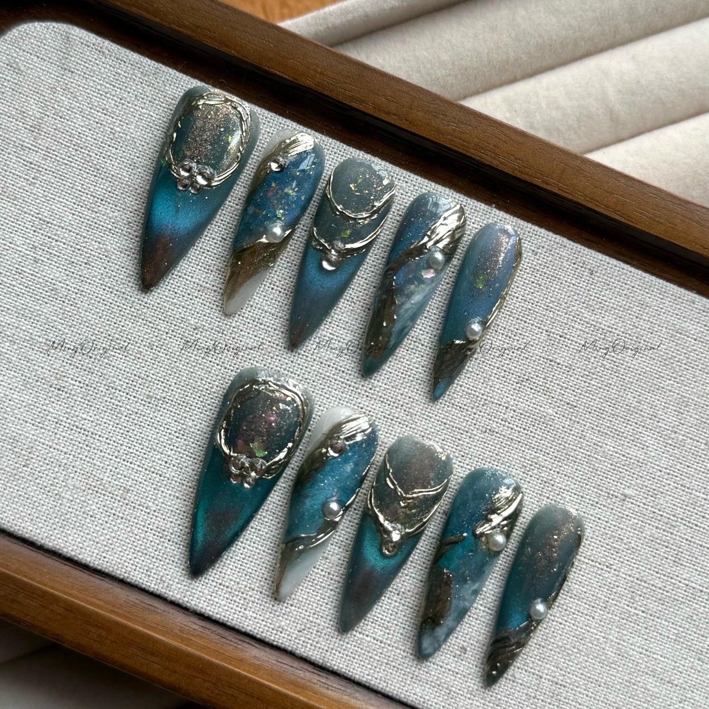 Midnight Tide cat eye color shifting mystery galaxy press on nails, gold chrome accents, cosmic shimmer design,deep universe aesthetic,MO521