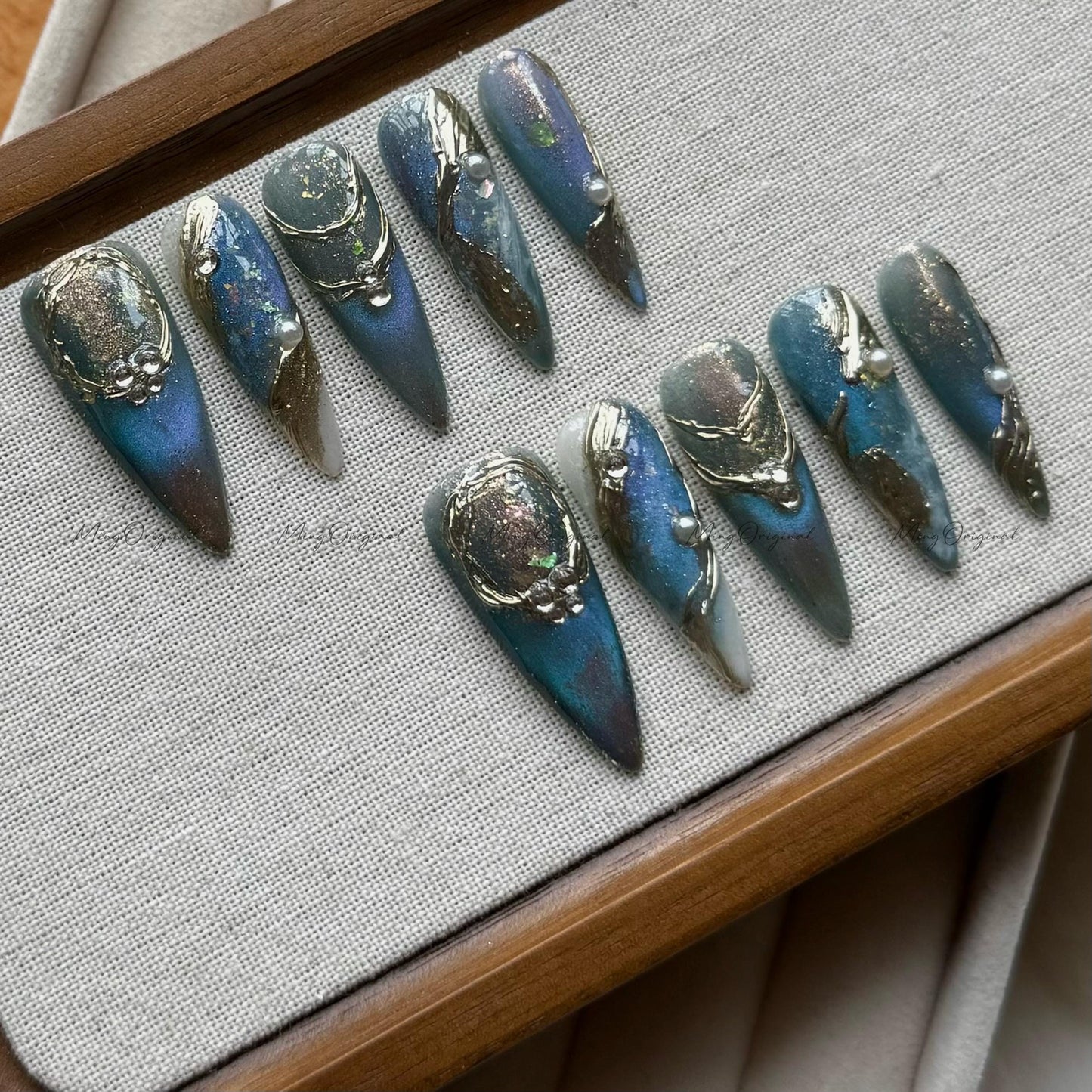 Midnight Tide cat eye color shifting mystery galaxy press on nails, gold chrome accents, cosmic shimmer design,deep universe aesthetic,MO521