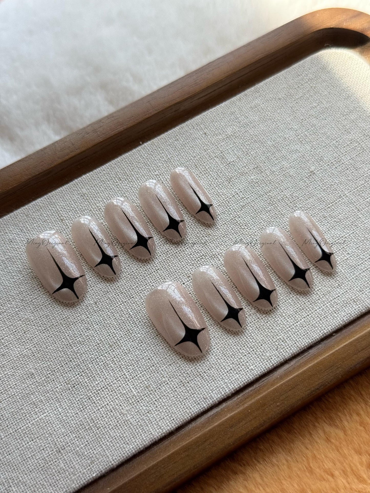 Midnight Blink | Nude glitter cat eye press on nails, black star nails, minimalist celestial,, neutral sparkle set, gift for her, MO550