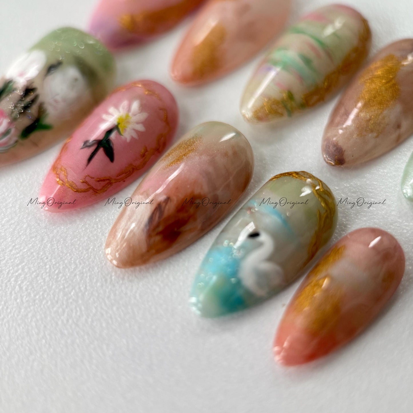 Oil Painting Floral Romantic Art Press On Nails, Hand-painted flower and goose nail art, vintage gold frame abstract design, MO501