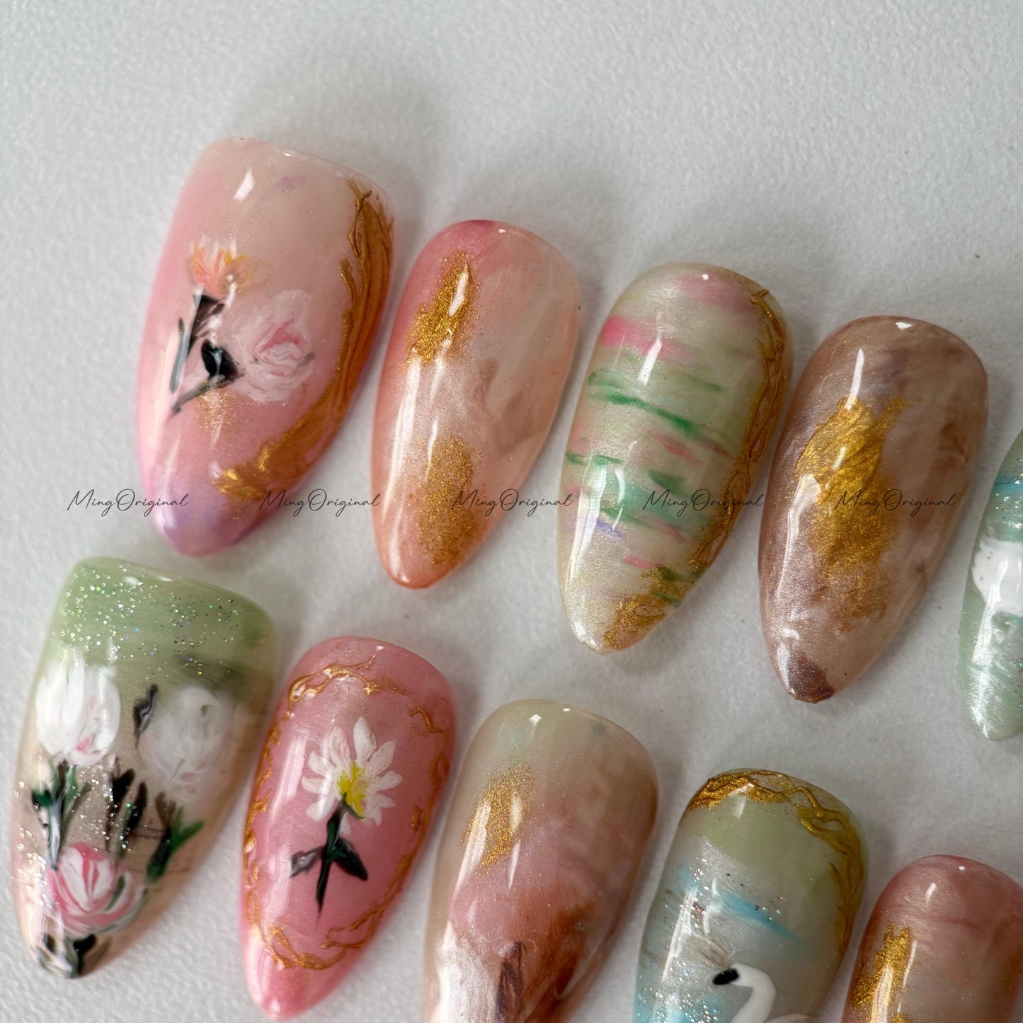Oil Painting Floral Romantic Art Press On Nails, Hand-painted flower and goose nail art, vintage gold frame abstract design, MO501