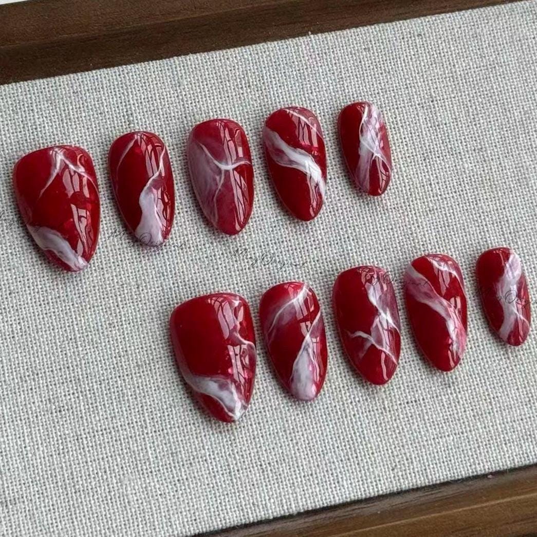 Wine Marble | Deep red marble press-on nails, glossy wine swirl design, elegant burgundy stone nails, water blooming, gift for her, MO544