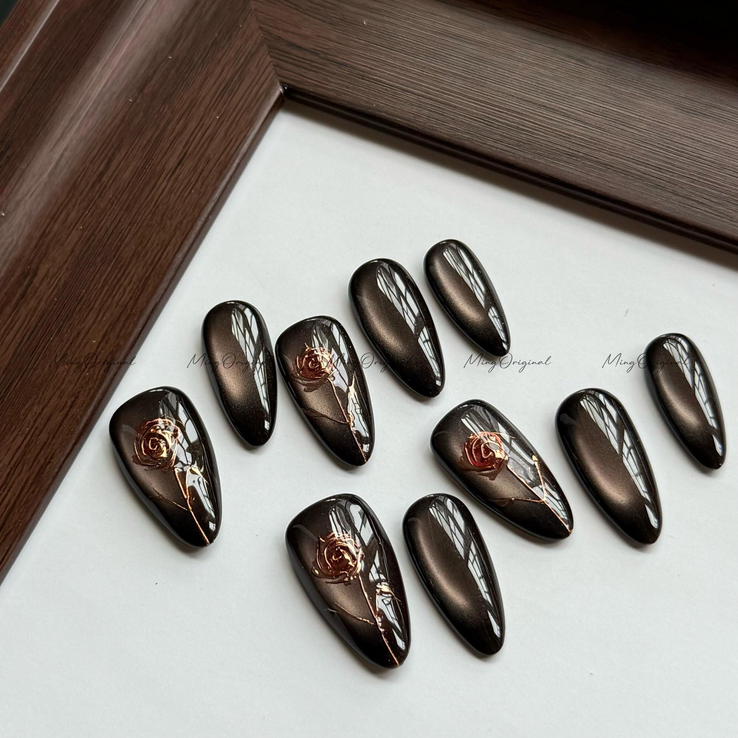 Gold rose embedded press on nails, black cat eye red rose gold chrome nails, elegant art nail, floral design, gift for mother, MO555
