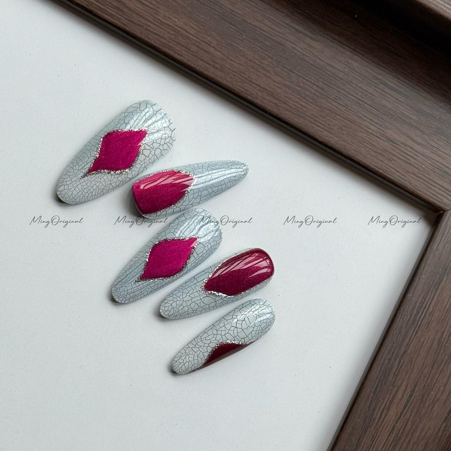 Snakebite Ruby hot purple cat eye snake skin press on nails,Bejeweled and snake inspired, crackle texture, edgy and bold, gift for her MO562