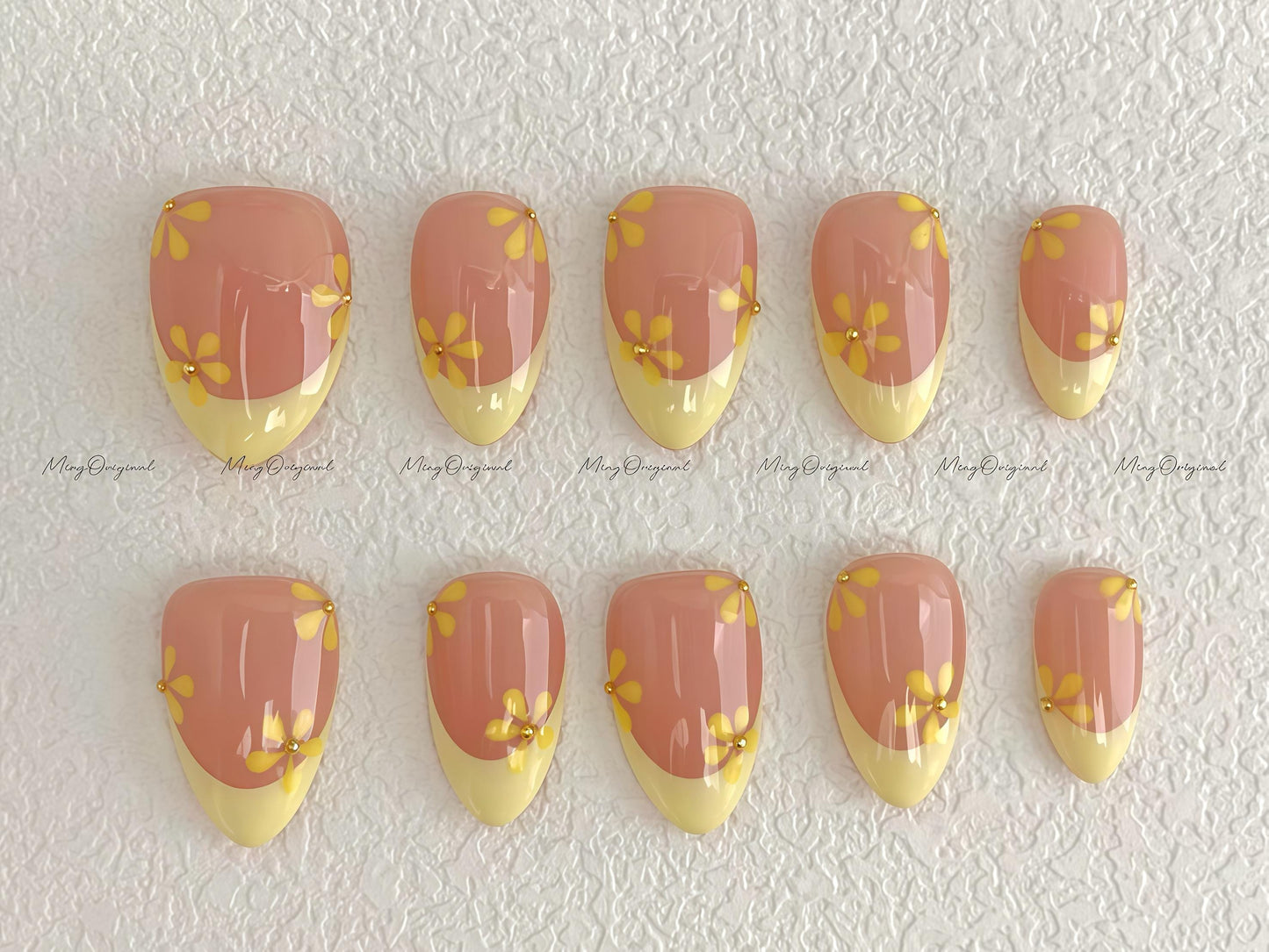 Yellow little flower press on Nail, yellow french tip glue on nail, Holiday Fake Nails, spring summer nail, holiday gifts for Her, MO589
