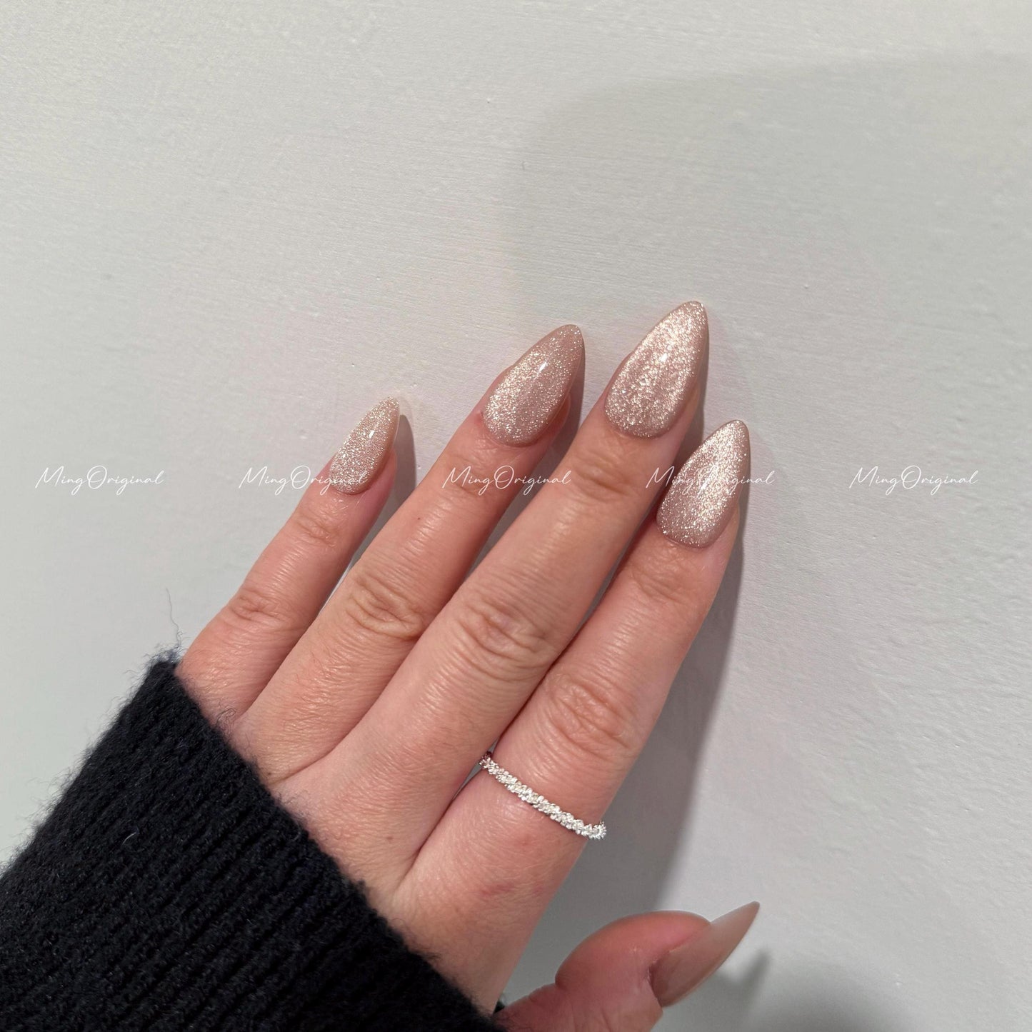 Simple nude cat eye, all occasions magnetic cat eye press on nails, semitransparent reuse nails, glitter fake nail, everyday nail, MO571
