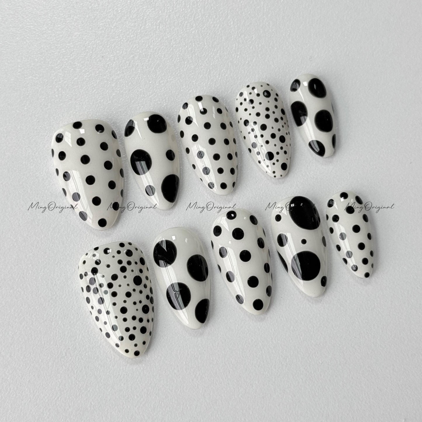 Classic Polka dots press on nails, glazed dot design, vintage style black and white nail, gift for her, MO572