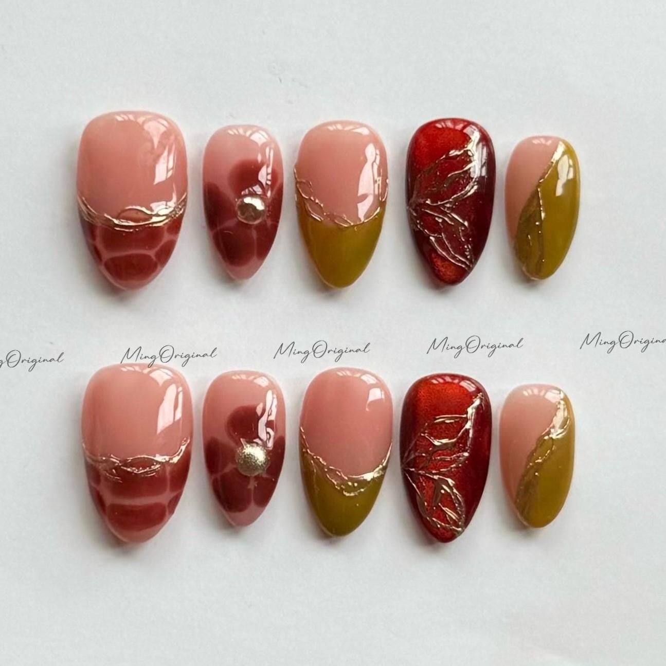 Opulent Blend Nails | Cat Eye Glow, Croc Texture, Amber Layers, Hand Painted Blooming Floral, 3D Gold Accents, French tip, Olive Green,MO597