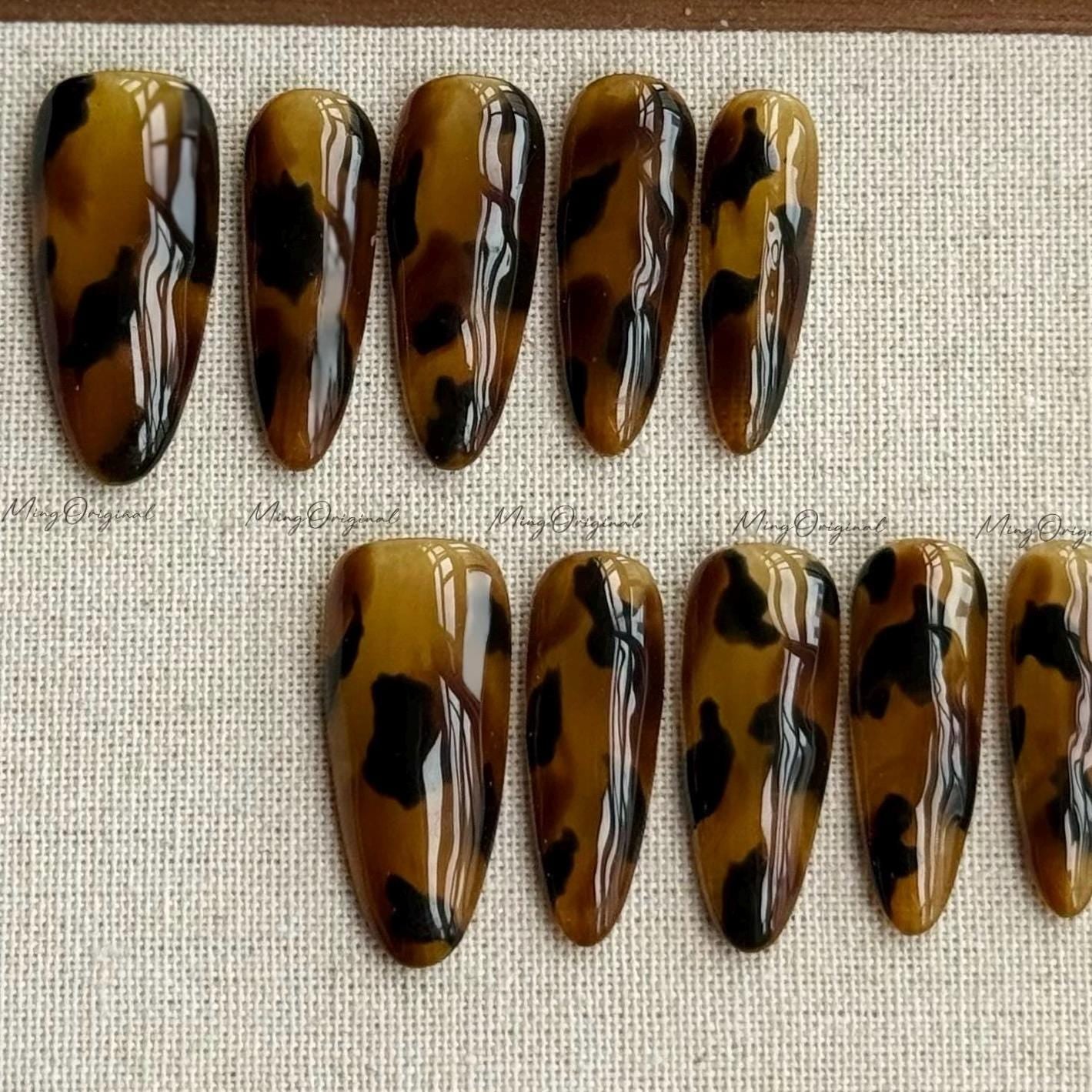 Classy Tortoise Shell Glassy Amber Black Brown Water Blooming Press on Nails, Jelly hand painted nail, fall winter nail, gift for her, MO607
