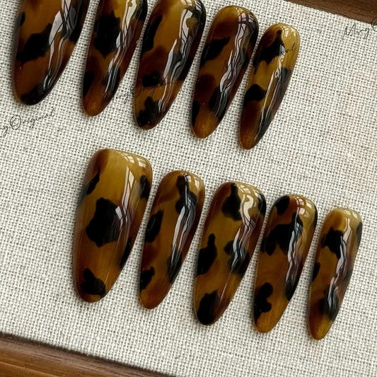 Classy Tortoise Shell Glassy Amber Black Brown Water Blooming Press on Nails, Jelly hand painted nail, fall winter nail, gift for her, MO607