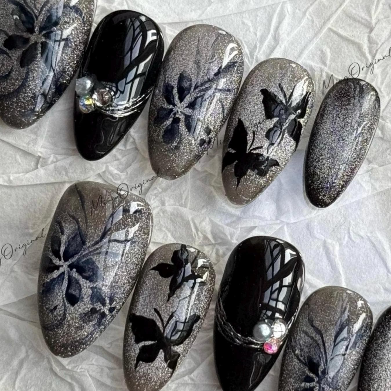 Elegance black watercolor floral butterfly press on nails, black cat eye nails, elegant art nail, floral design, gift for mother, MO620