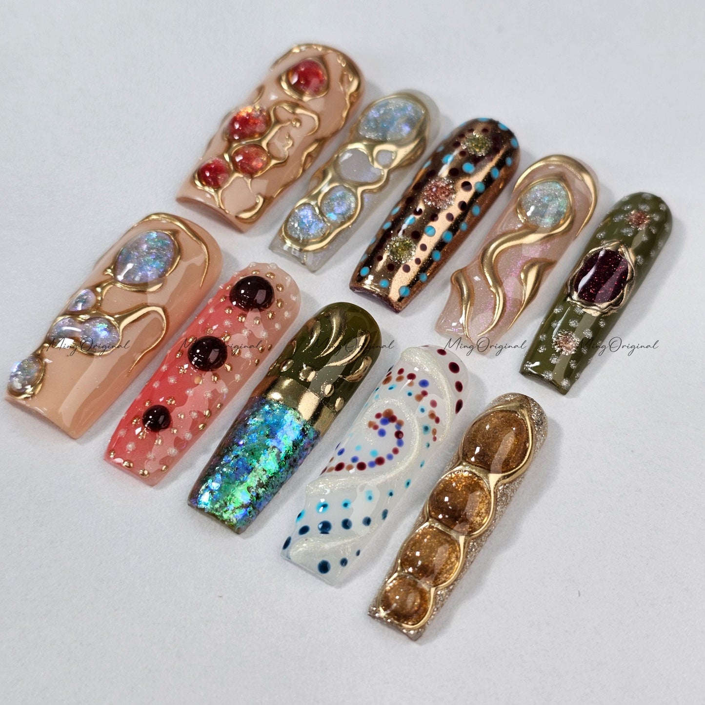 3D Gemstone Press-On Nails, Gold Swirls, Encapsulated Glittery, Bold Handmade Luxury Style, gift for her, MO584