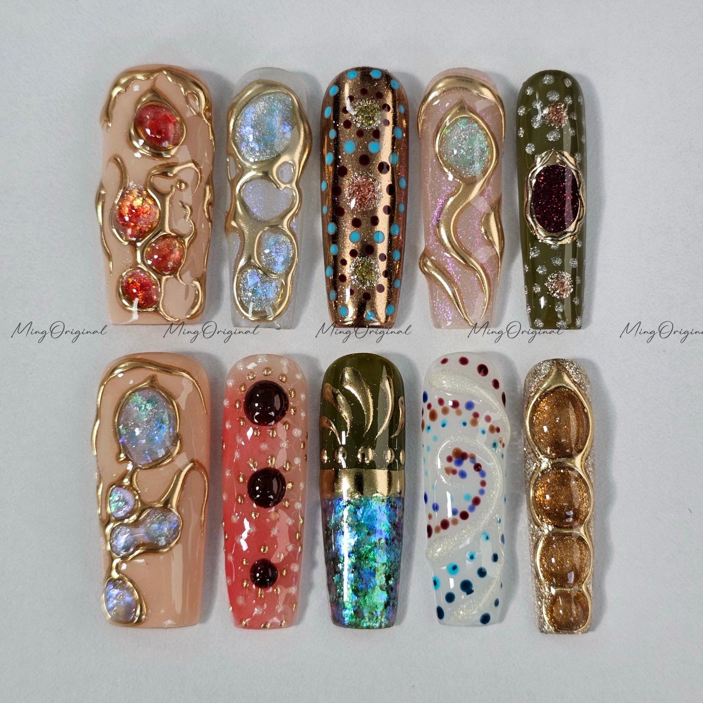 3D Gemstone Press-On Nails, Gold Swirls, Encapsulated Glittery, Bold Handmade Luxury Style, gift for her, MO584