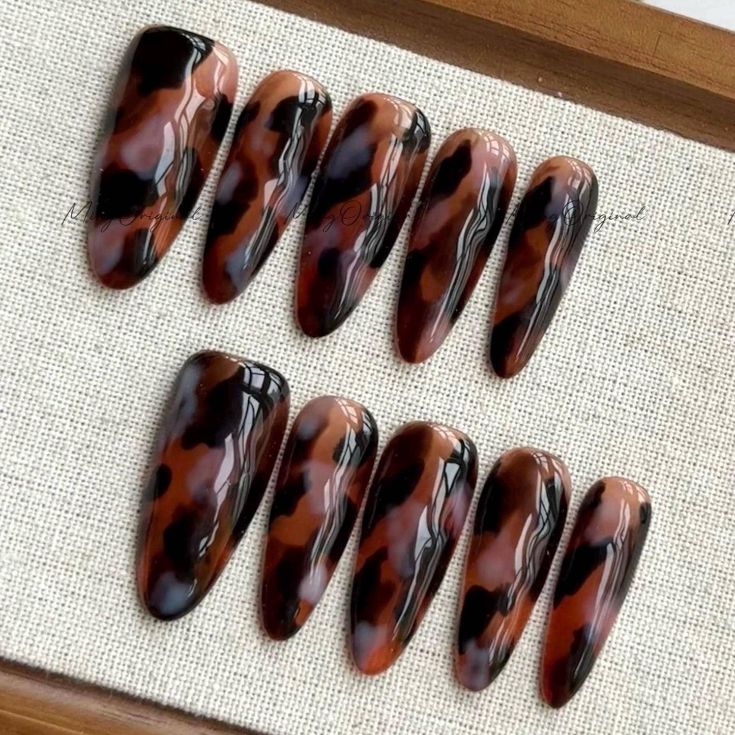 Classy Tortoise Shell Amber Black White Brown Water Blooming Press on Nails, Jelly hand painted nail, fall winter nail, gift for her, MO611