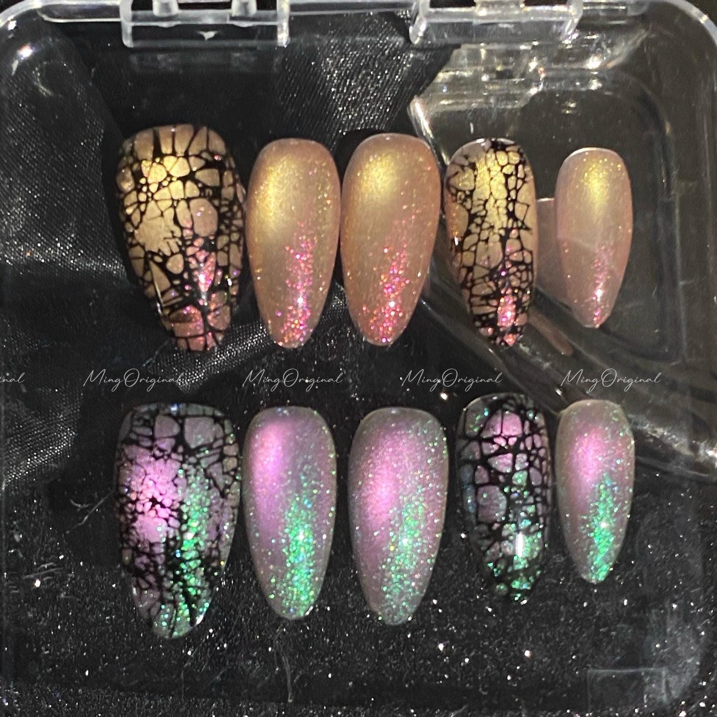 Witch Vein Halloween press on nails, black cracked design, multicolored shifting shimmer cat eye nail, purple orange aura,spooky nail, MO617