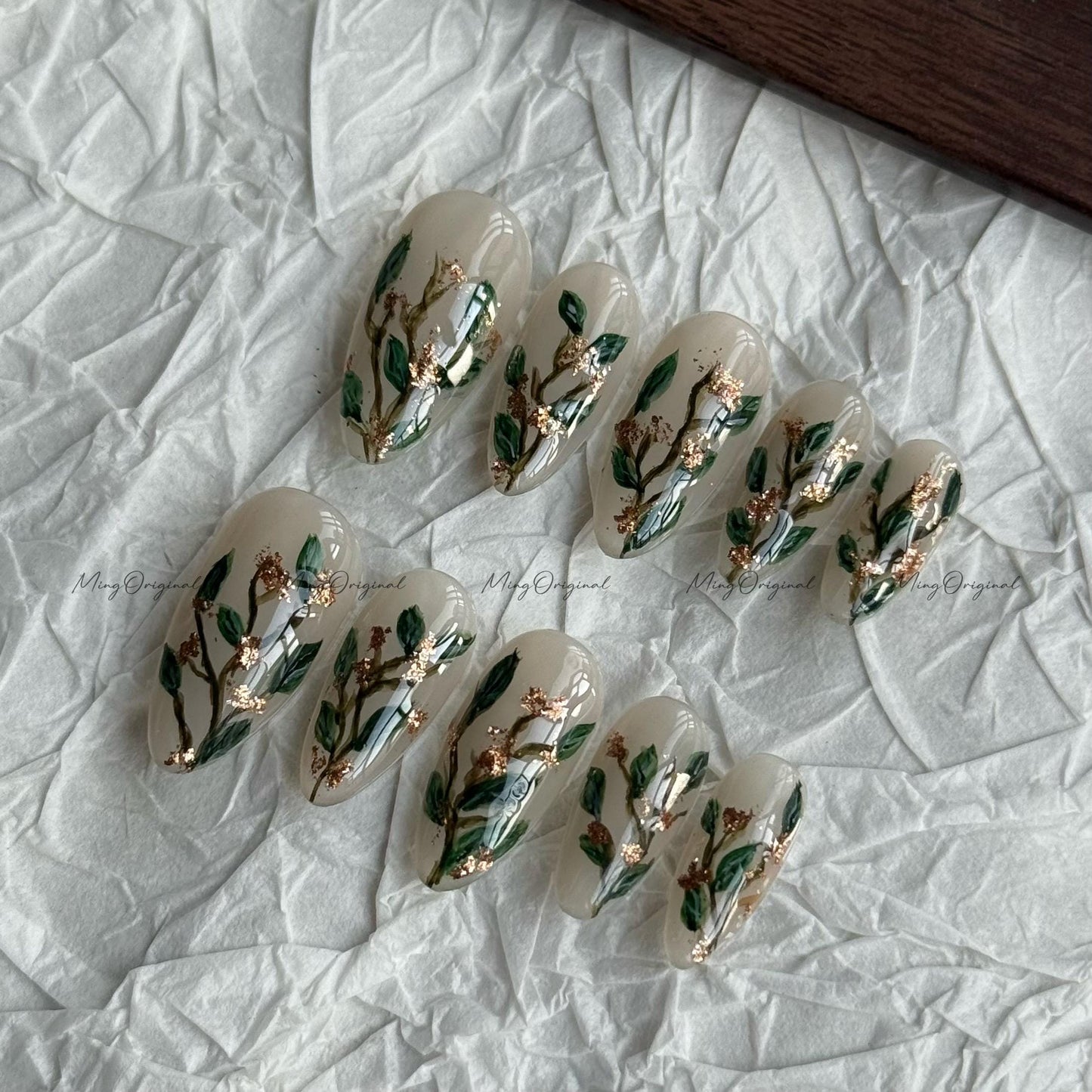 Green Leaf Press on Nail, Watercolor and Gold Accent Artistic Nail, handpainted nude nail, Holiday Fake Nails, Gifts for Her, Mo652