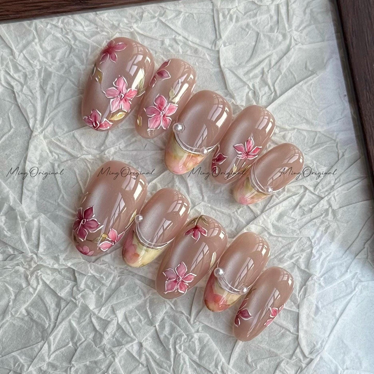 Vivid water color flower press on nails,nude cat eye pink petals French nails, elegant art nail, floral design, gift for mother, MO638