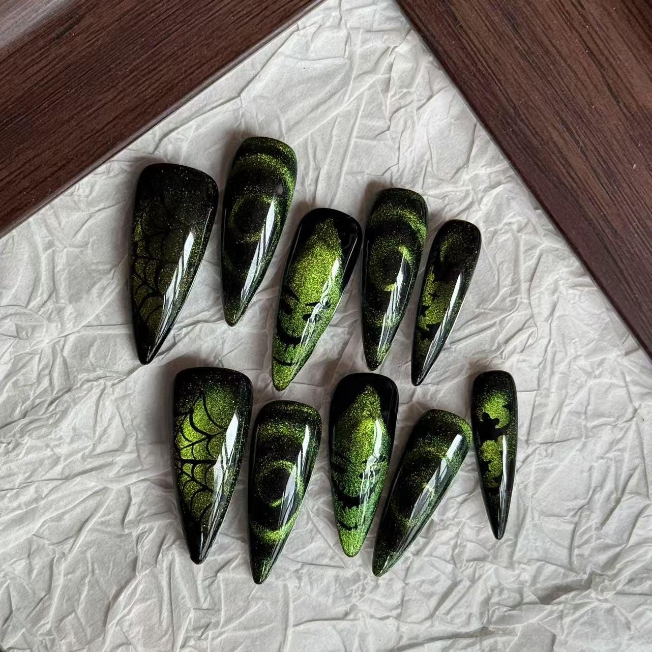 Halloween Spooky glowing press on nail, spider web, bat, oogie boogie glittery green cat eye, horror nail,MO640