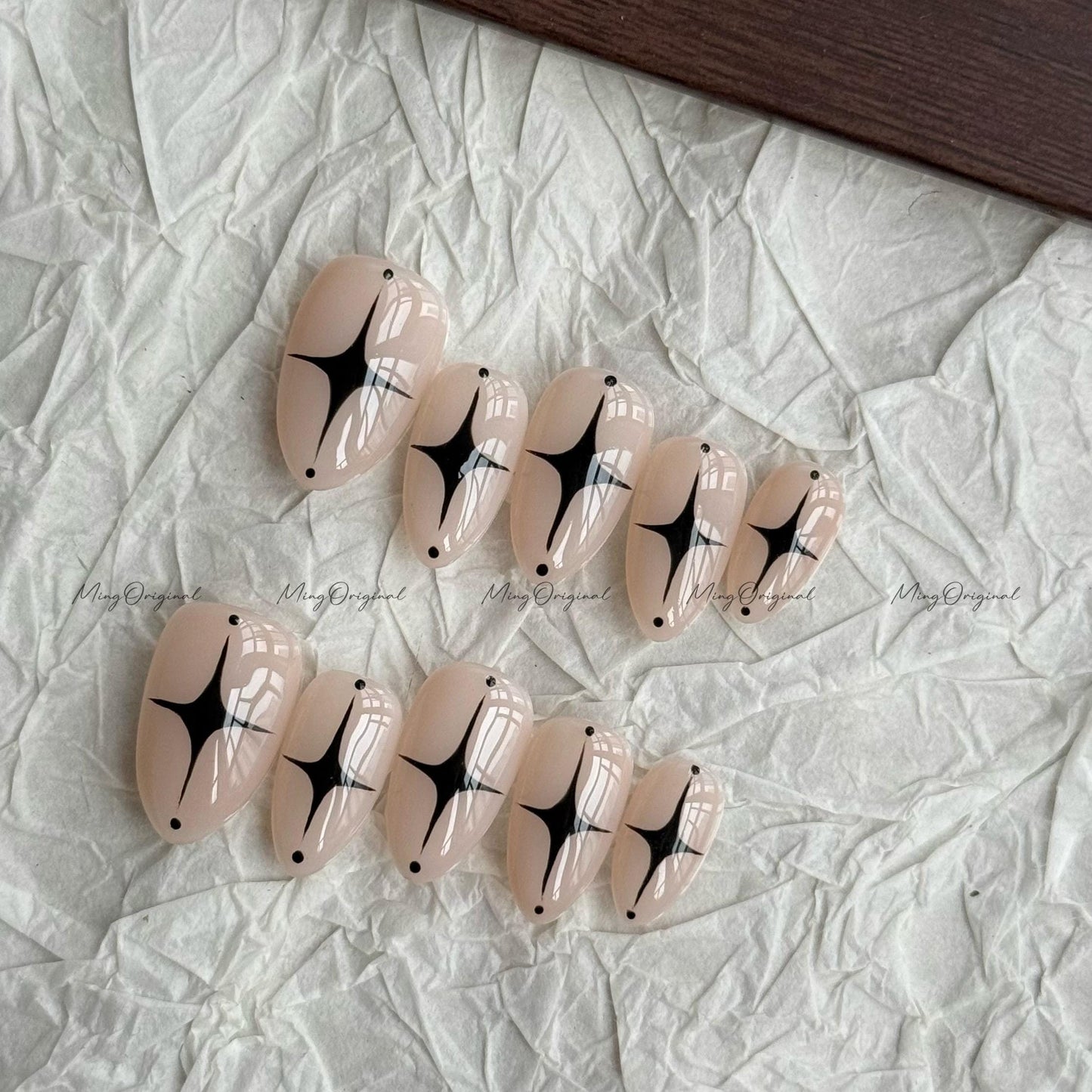 Nude star press on nails, nude nail, simple daily wear nail, cute handmade nail, fake nail, gift for her, MO664