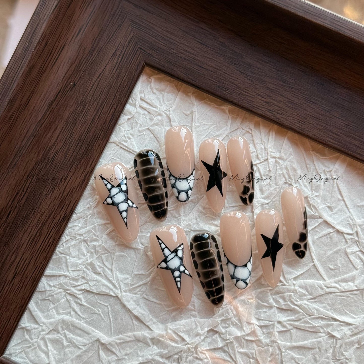 Urban Wild Nude Animal Print Nails with Croc Texture Press On Nails, Y2K Star Trendy Nail Set, Vacation Gift for her,MO645