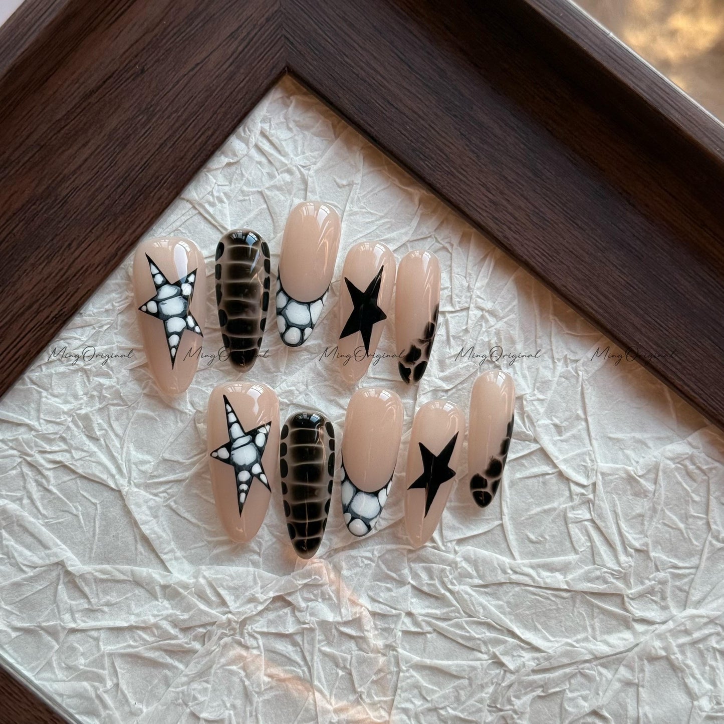 Urban Wild Nude Animal Print Nails with Croc Texture Press On Nails, Y2K Star Trendy Nail Set, Vacation Gift for her,MO645