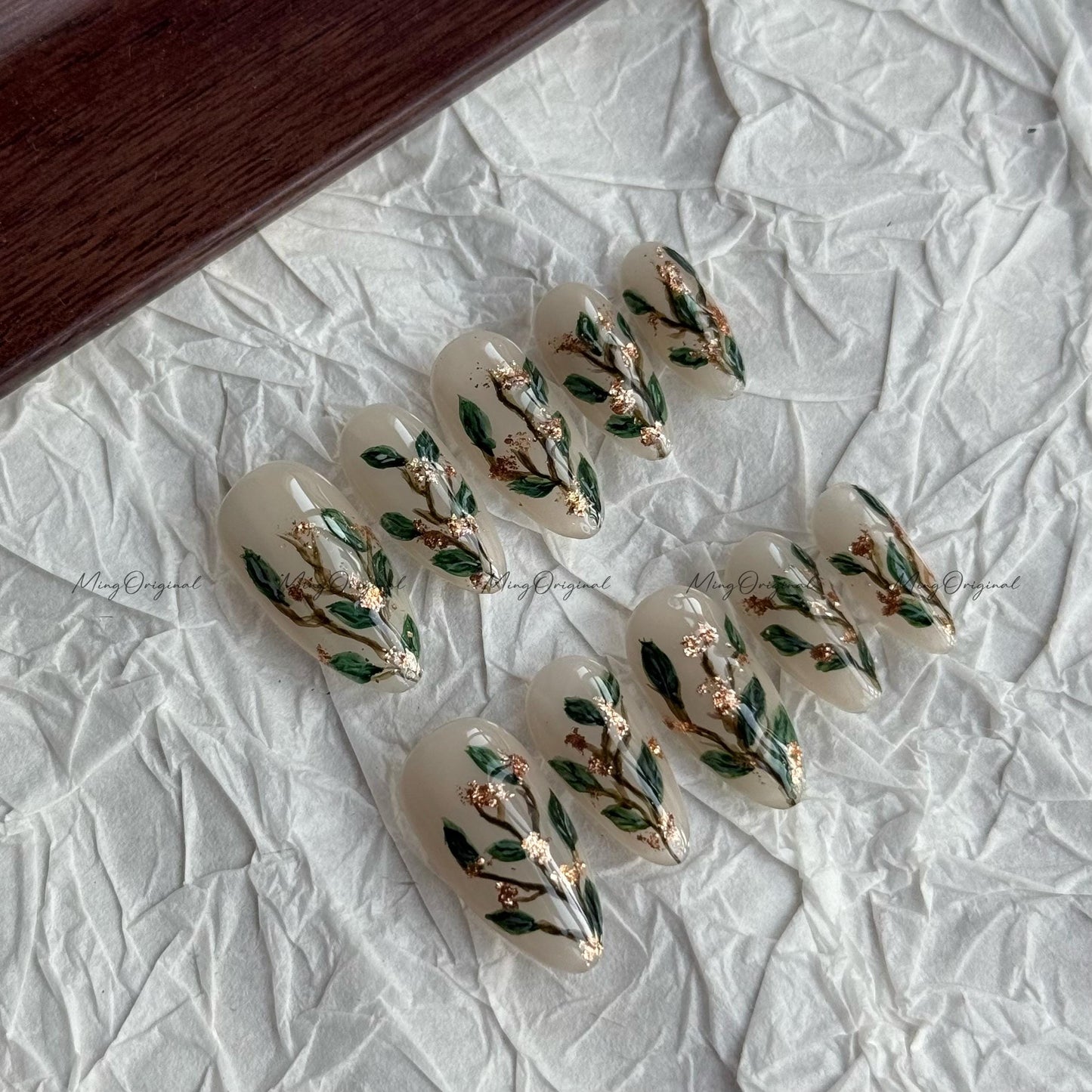 Green Leaf Press on Nail, Watercolor and Gold Accent Artistic Nail, handpainted nude nail, Holiday Fake Nails, Gifts for Her, Mo652