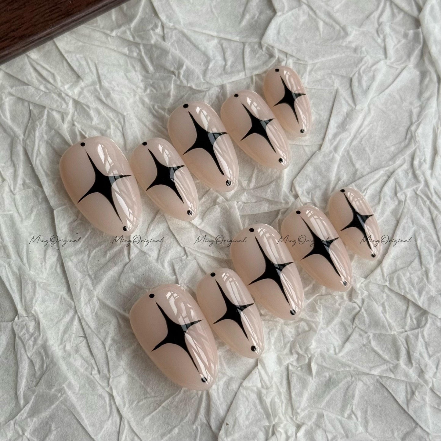 Nude star press on nails, nude nail, simple daily wear nail, cute handmade nail, fake nail, gift for her, MO664