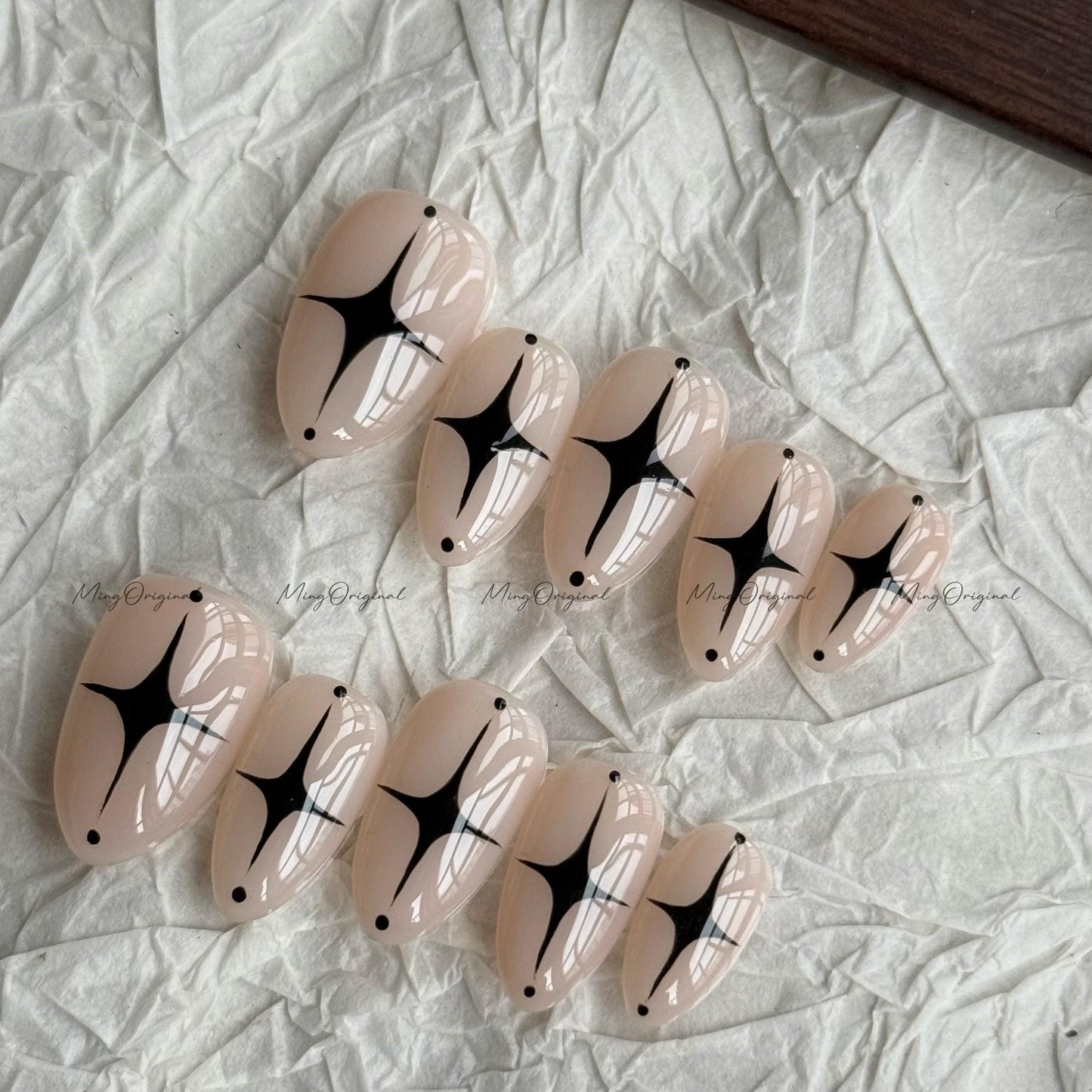 Nude star press on nails, nude nail, simple daily wear nail, cute handmade nail, fake nail, gift for her, MO664