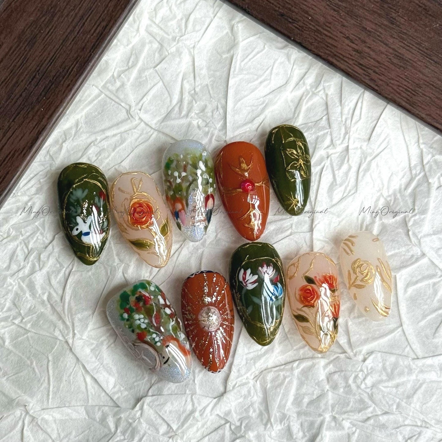 Oil Painting Press On Nails, Hand-painted bunny and girls nail art, Floral Romantic Art vintage gold frame abstract design, MO669