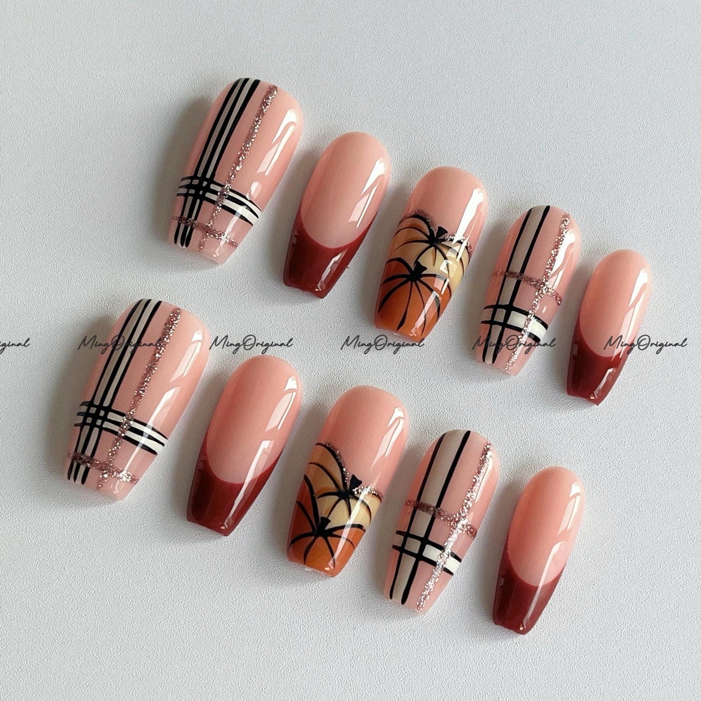 Halloween vibe press on nails, plaid nail, pumpkin theme, pumpkin color spooky season sparkling Gothic nail art, MO671
