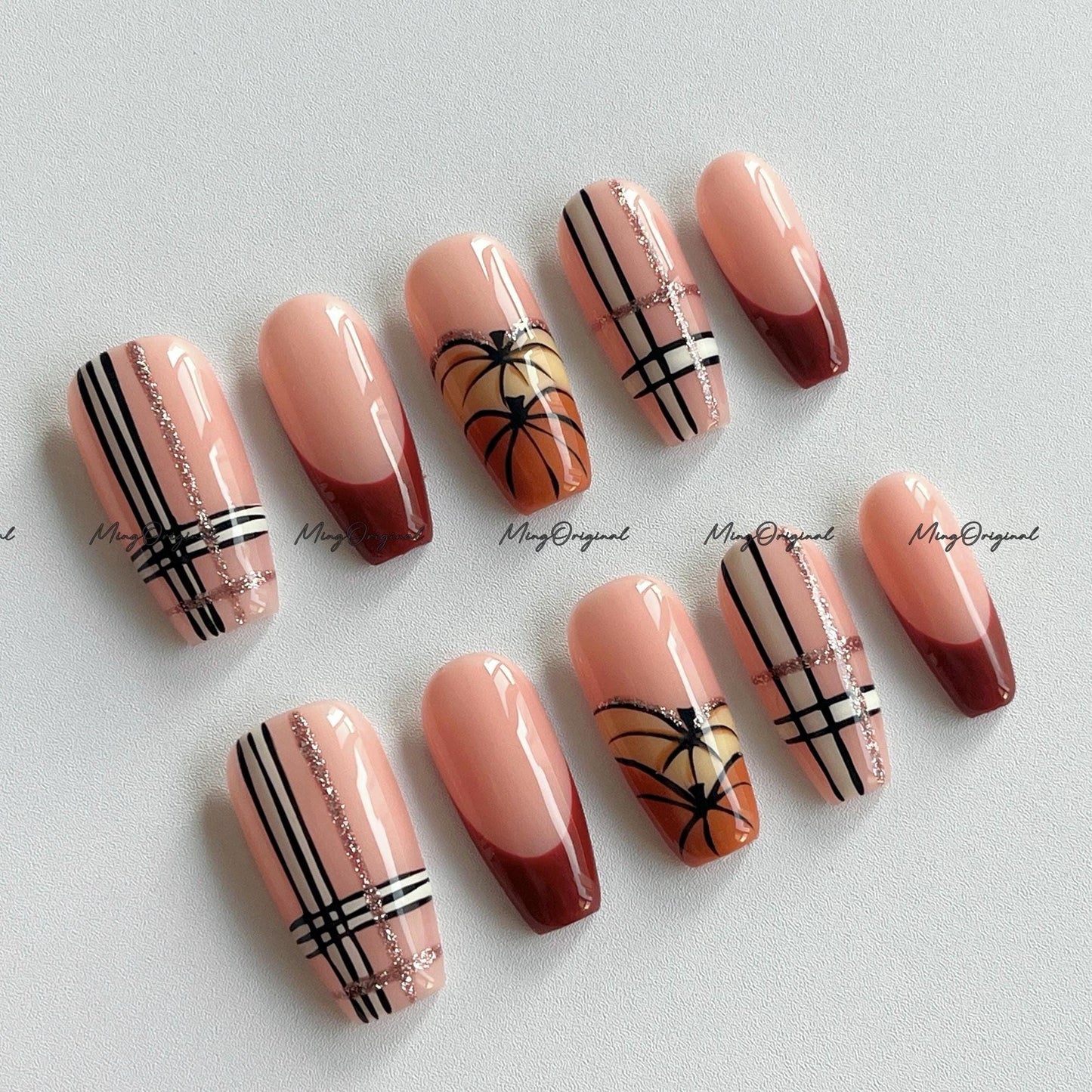 Halloween vibe press on nails, plaid nail, pumpkin theme, pumpkin color spooky season sparkling Gothic nail art, MO671