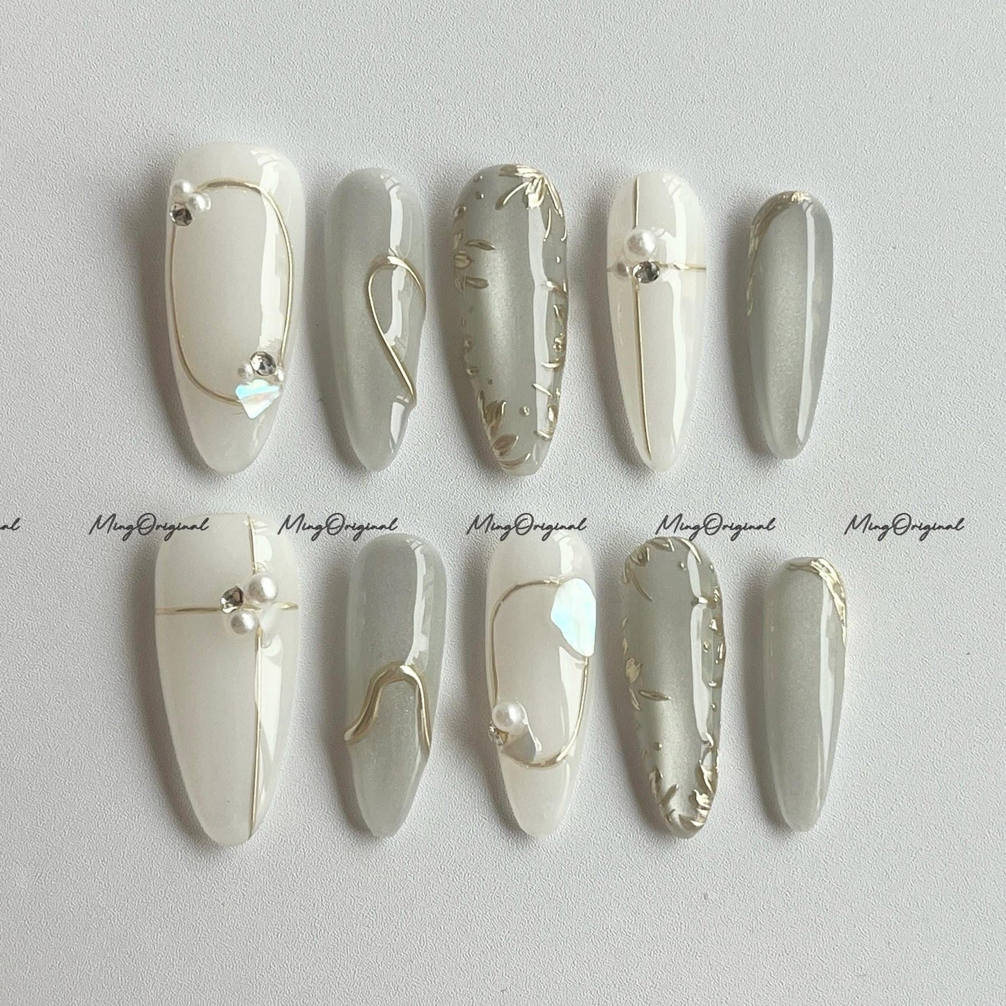Silver glass look cat eye, milky white, semitransparent magnetic cat eye press on nails, gold flower glitter fake nail, MO677