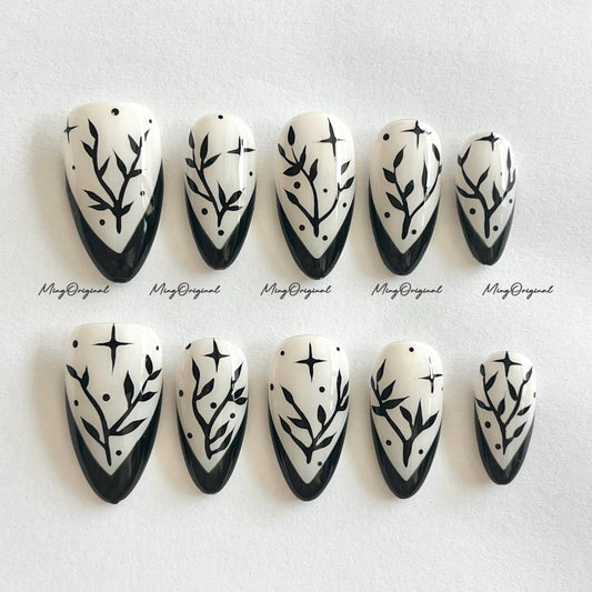 Black Leaf Artistic French Tip Nail , witchy handpainted press on nails, Holiday Fake Nails, Gifts for Her,MO685