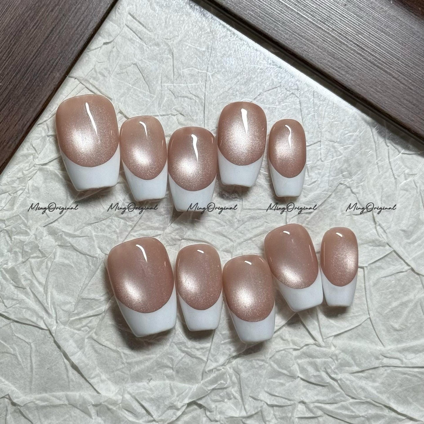 White French tip nude cateye press on nails, light chasing cat eye effect, classy nail design, simple everyday nail,MO692