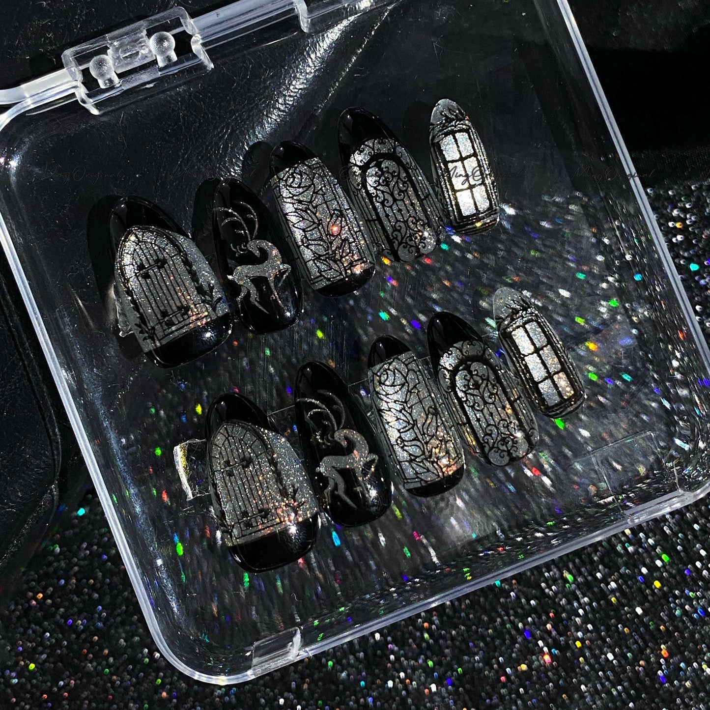 Christmas Black Stained Glass Window Glittery press on nails, Sparkling Cat Eye, Retro Shadow Deer hand painted nail, gift for her, MO703
