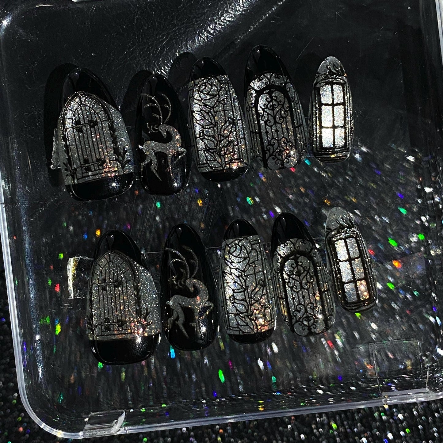 Christmas Black Stained Glass Window Glittery press on nails, Sparkling Cat Eye, Retro Shadow Deer hand painted nail, gift for her, MO703