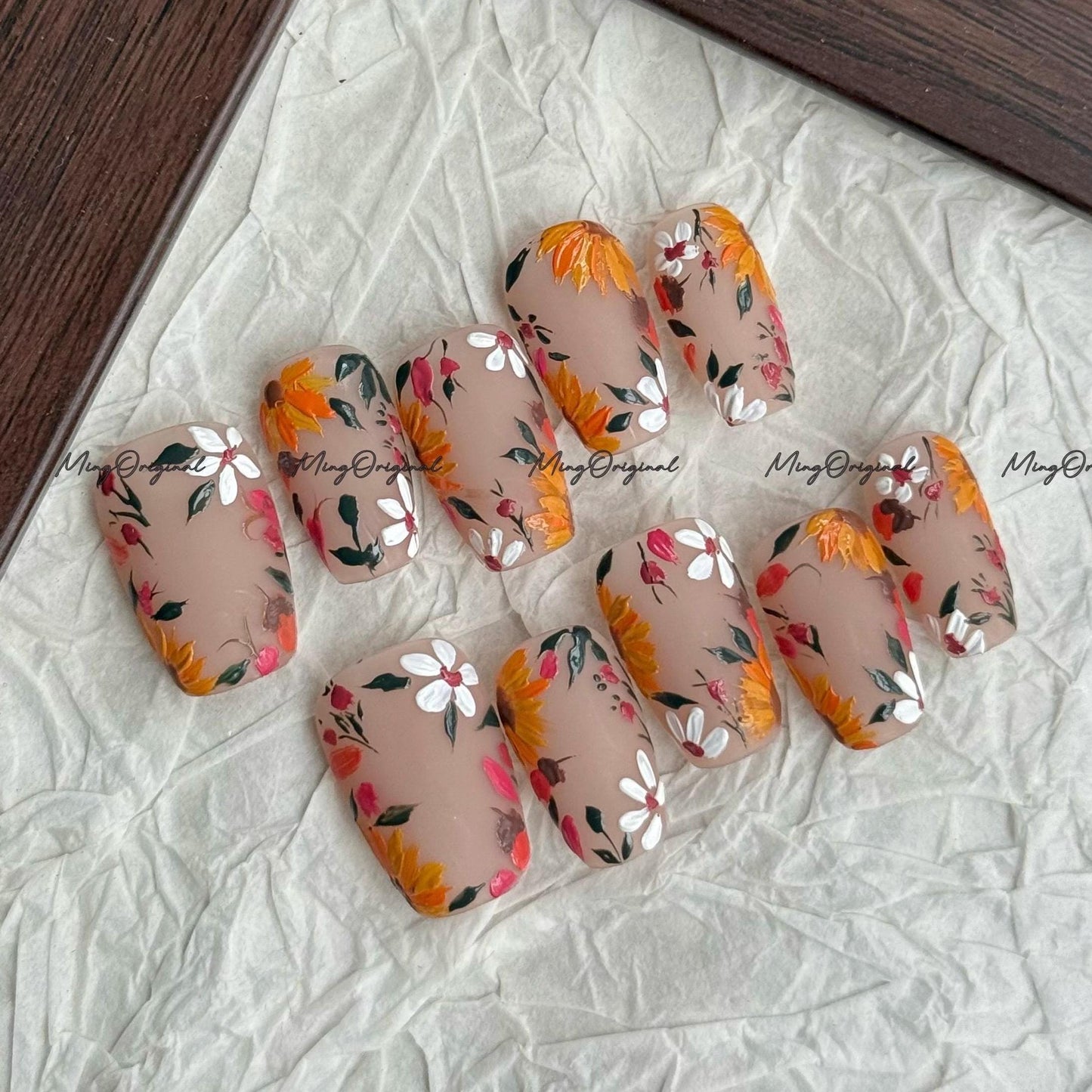 Blooming wild little daisy flower Press on Nails,Bridal Wedding handpainted oil painting style floral Nails,Matte Nude Botanical Nail,MO707