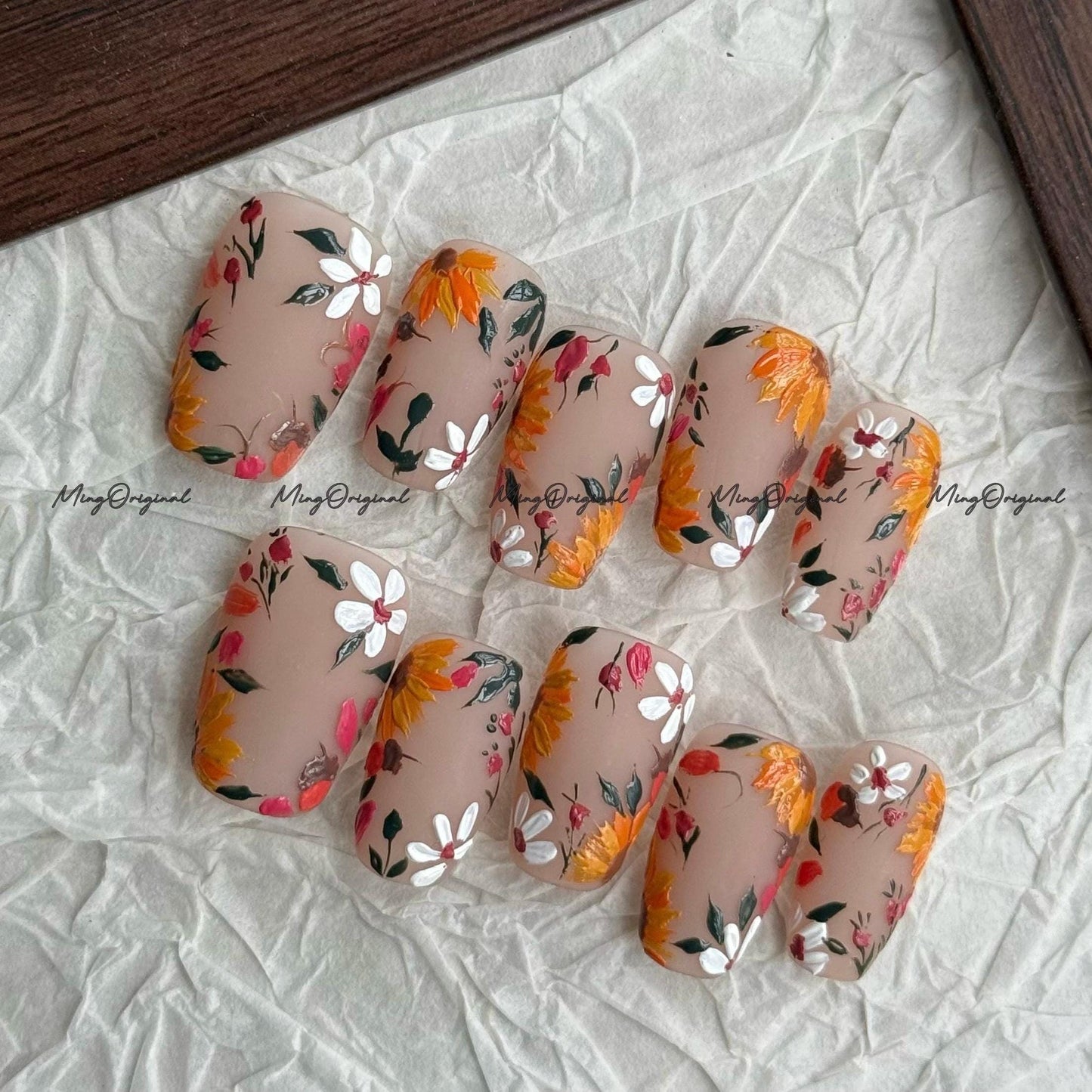 Blooming wild little daisy flower Press on Nails,Bridal Wedding handpainted oil painting style floral Nails,Matte Nude Botanical Nail,MO707