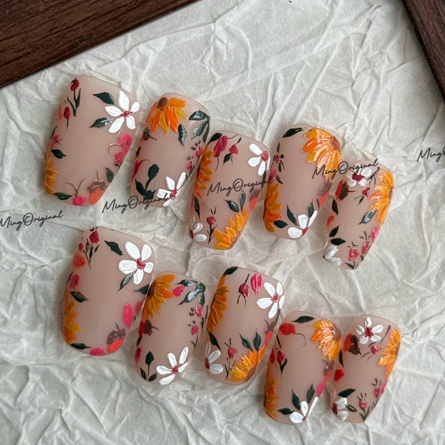 Blooming wild little daisy flower Press on Nails,Bridal Wedding handpainted oil painting style floral Nails,Matte Nude Botanical Nail,MO707